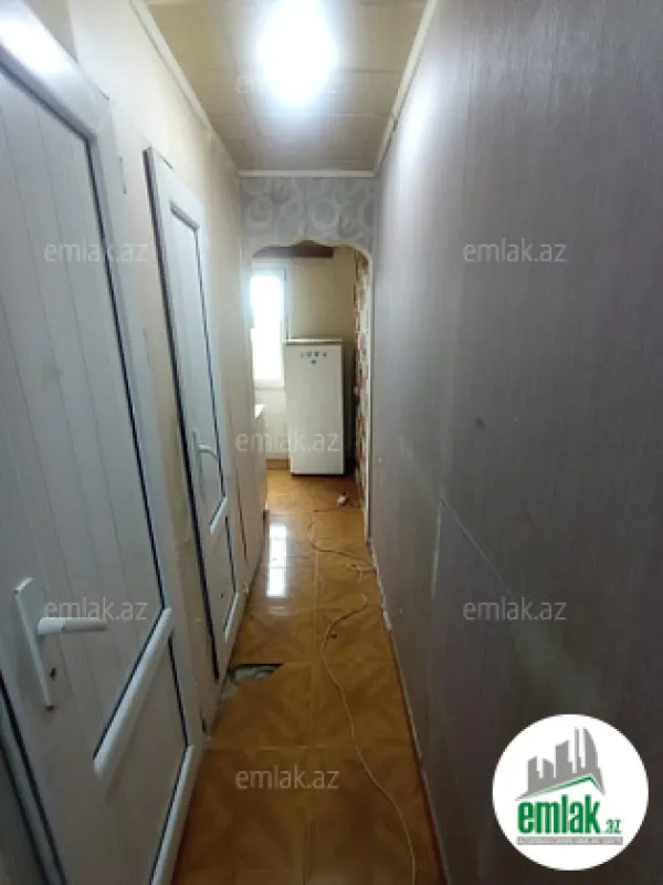Satılır 2 otaqlı köhnə tikili 55 m²