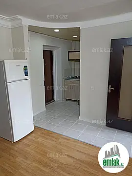 Satılır 2 otaqlı köhnə tikili 35 m²