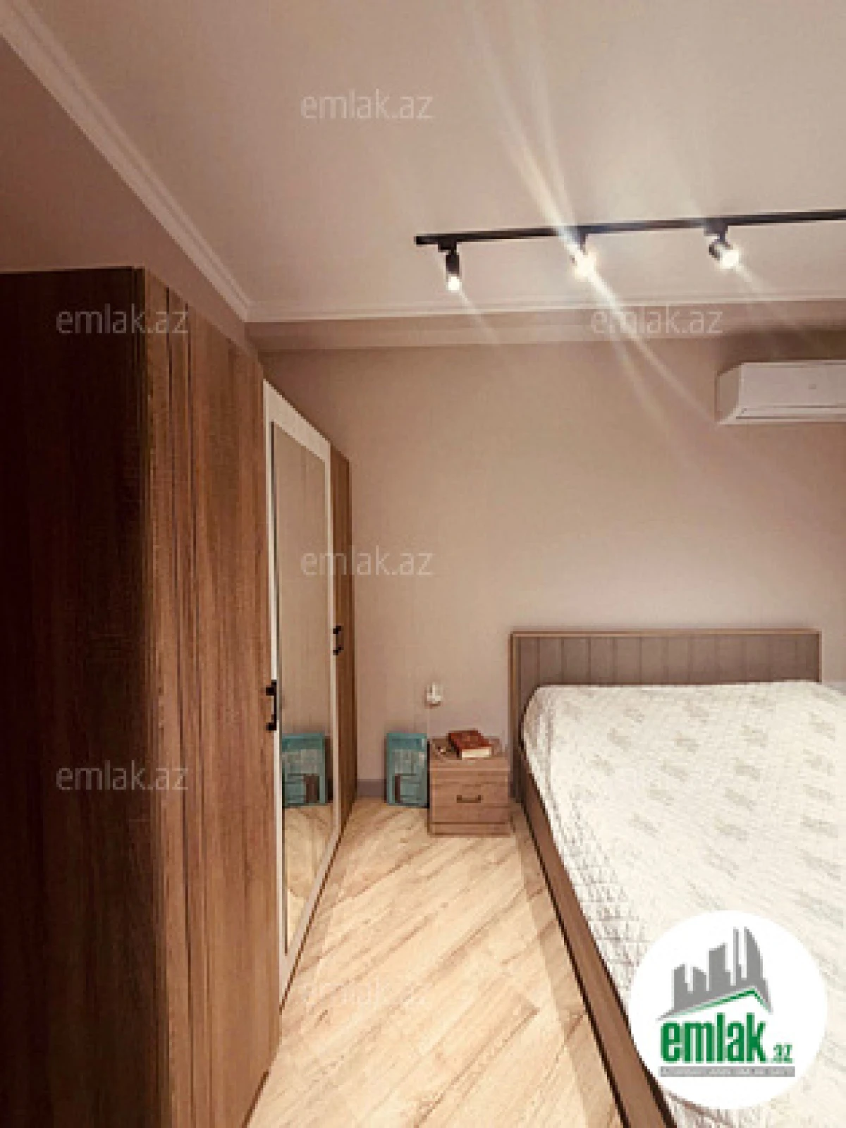 Satılır 2 otaqlı yeni tikili 82.5 m²