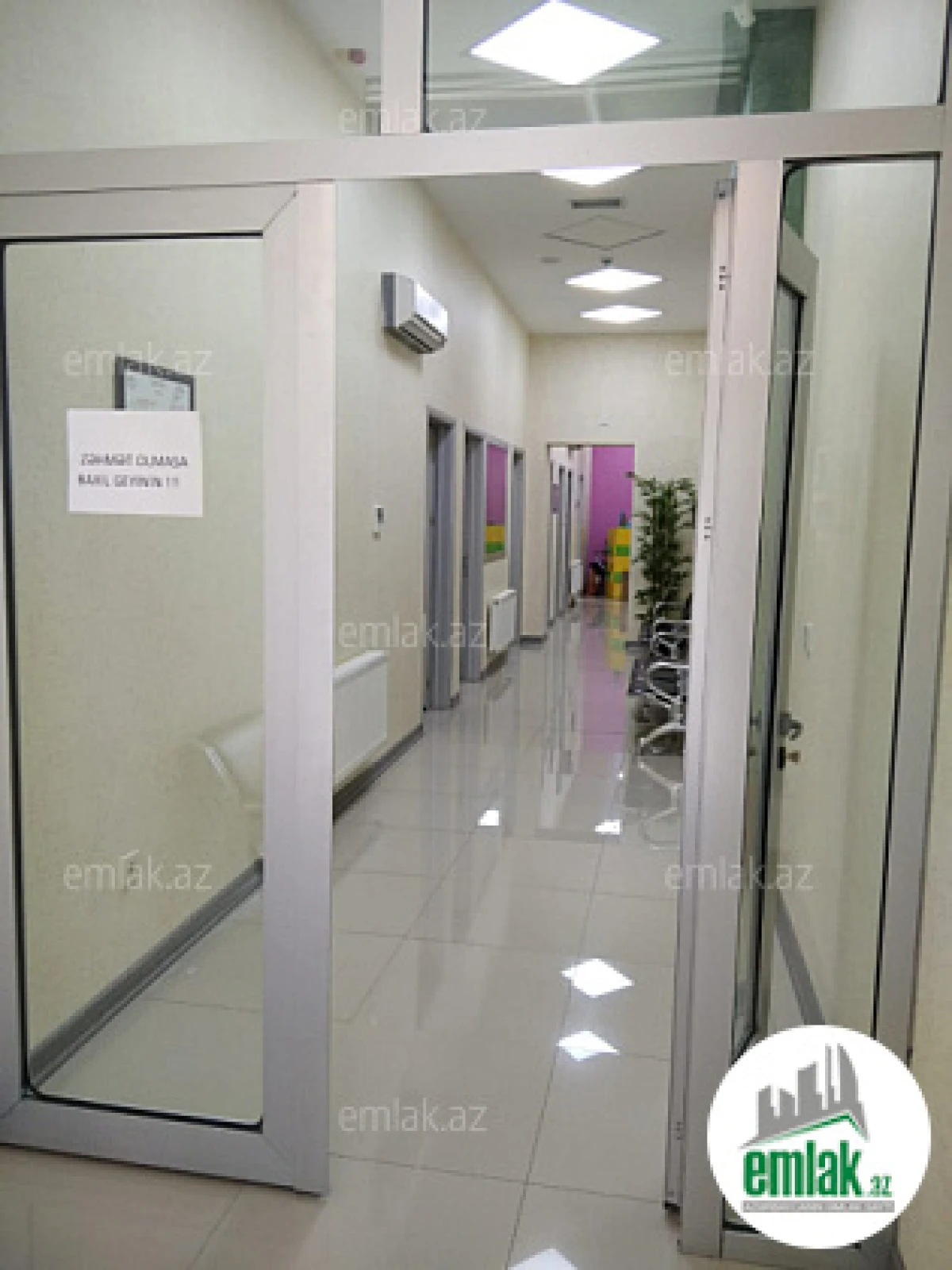 Satılır 11 otaqlı obyekt 270 m²