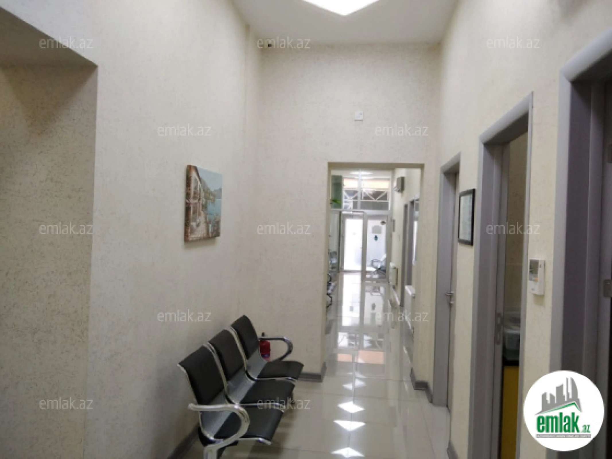 Satılır 11 otaqlı obyekt 270 m²