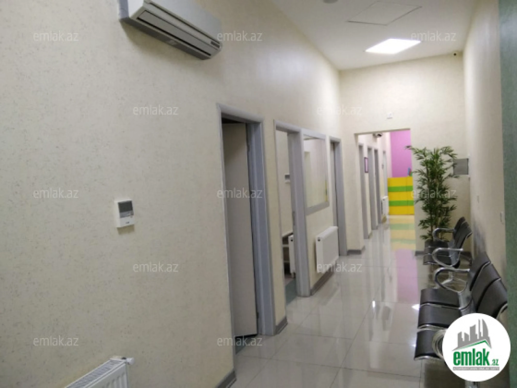 Satılır 11 otaqlı obyekt 270 m²