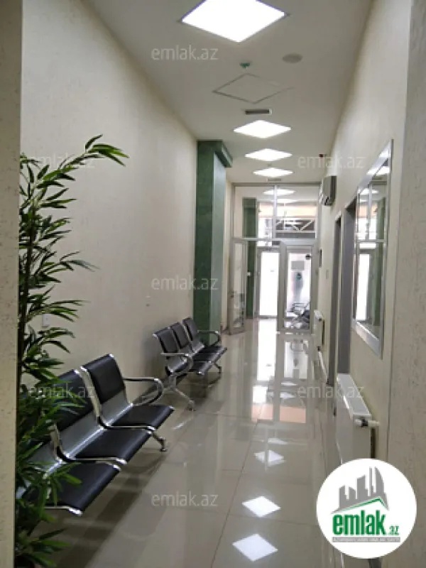 Satılır 11 otaqlı obyekt 270 m²