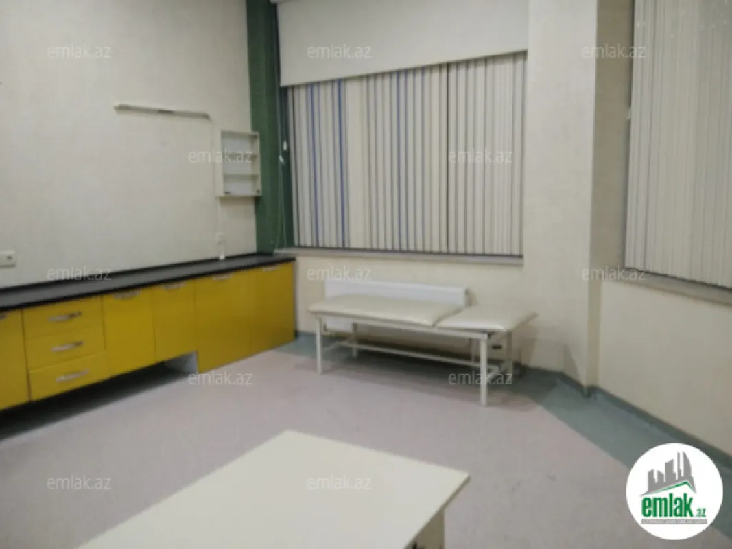 Satılır 11 otaqlı obyekt 270 m²