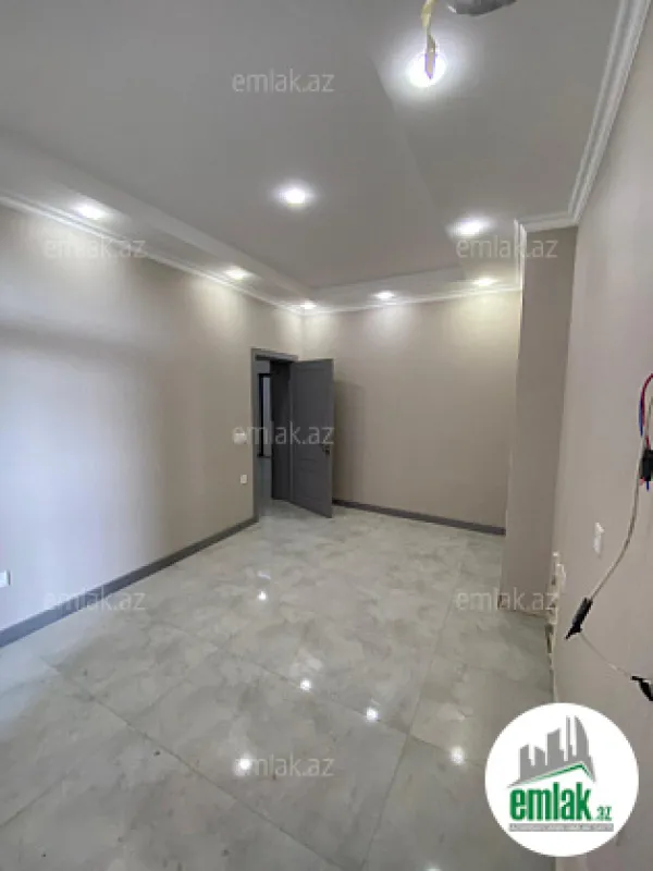 Satılır 2 otaqlı yeni tikili 82.5 m²