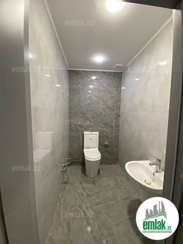 Satılır 2 otaqlı yeni tikili 82.5 m²