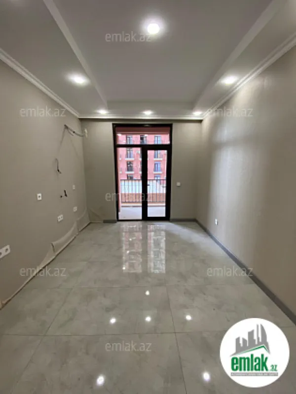 Satılır 2 otaqlı yeni tikili 82.5 m²