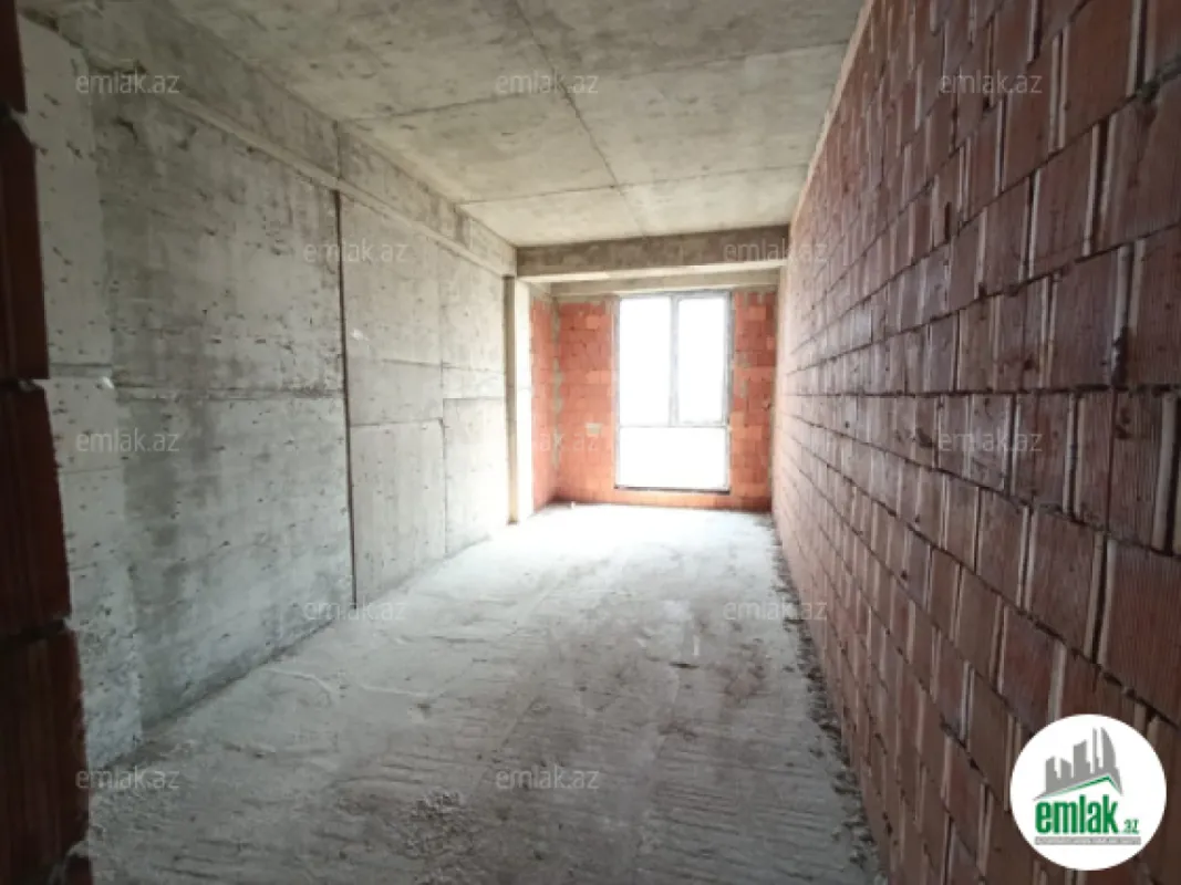 Satılır 4 otaqlı yeni tikili 219.6 m²