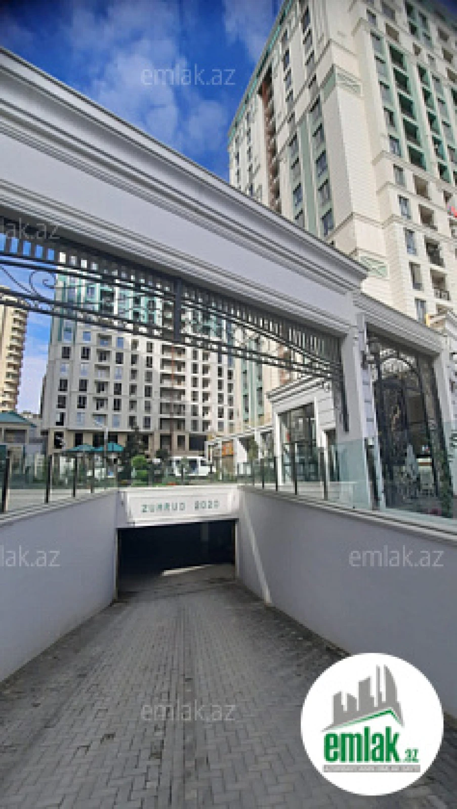 Satılır 4 otaqlı yeni tikili 219.6 m²