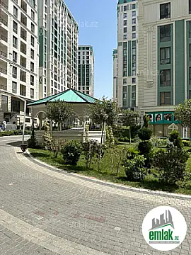 Satılır 4 otaqlı yeni tikili 219.6 m²