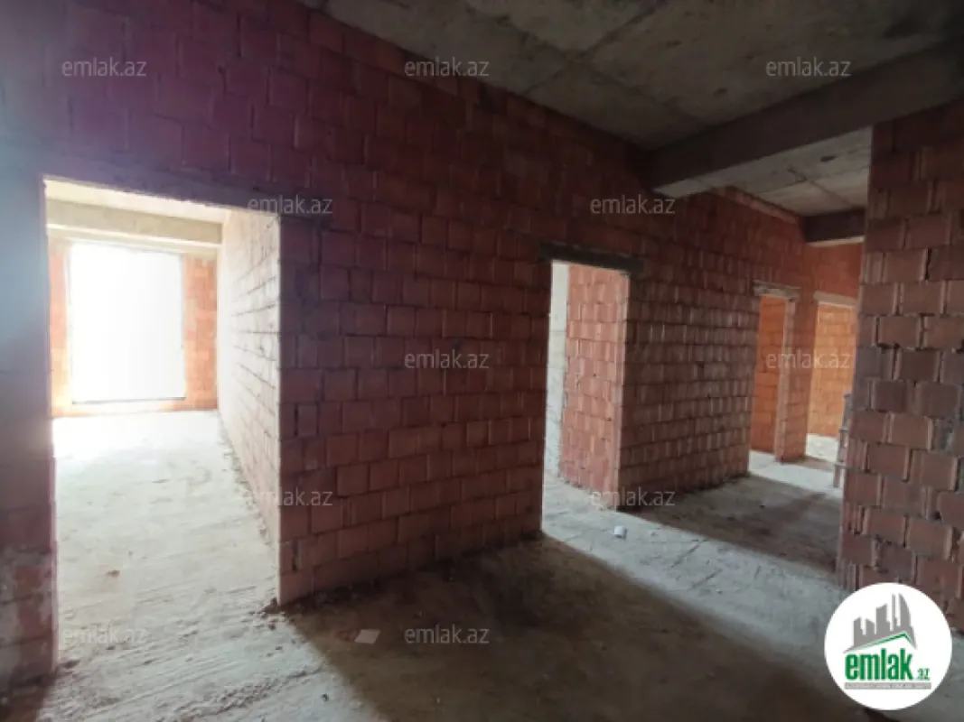 Satılır 4 otaqlı yeni tikili 219.6 m²