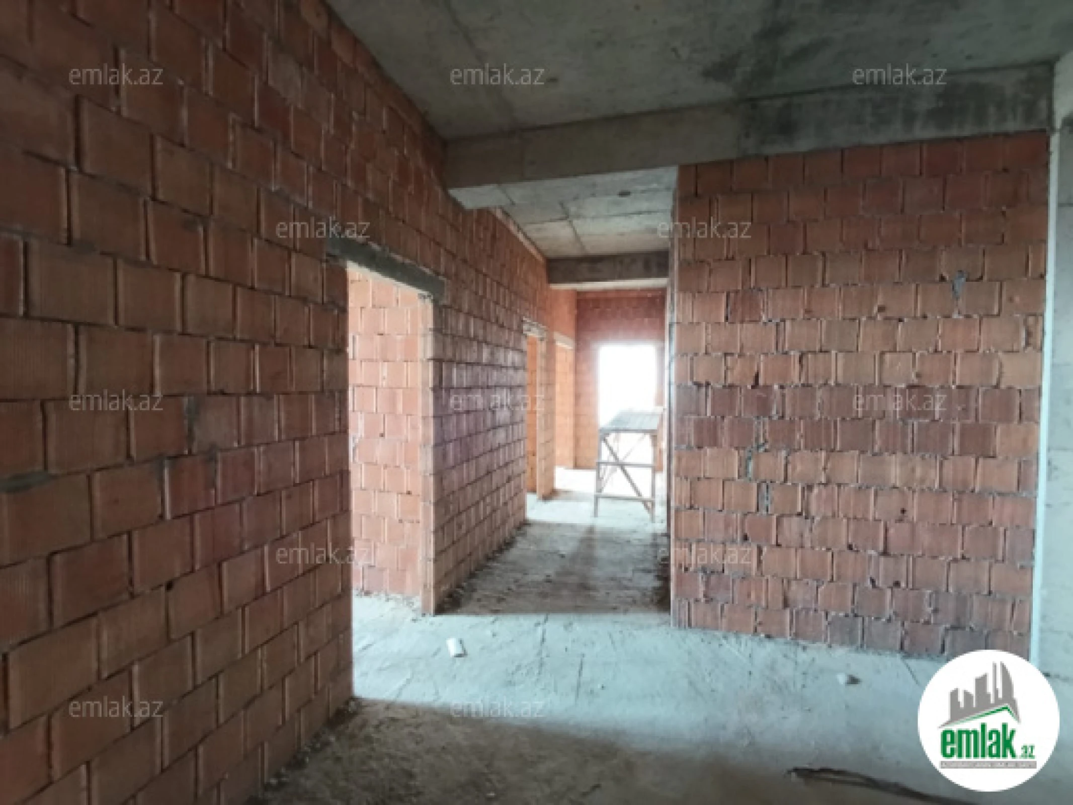 Satılır 4 otaqlı yeni tikili 219.6 m²