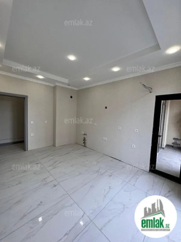 Satılır 2 otaqlı yeni tikili 82.5 m²