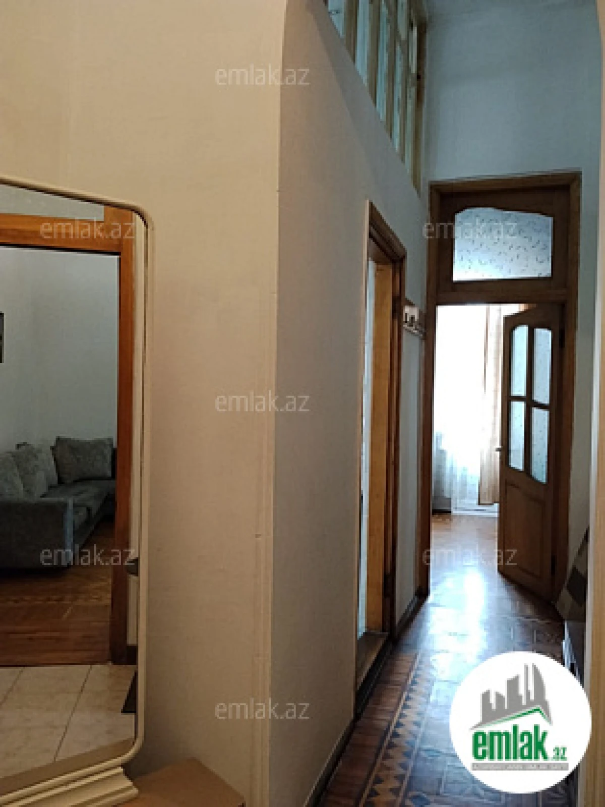Satılır 3 otaqlı köhnə tikili 75 m²
