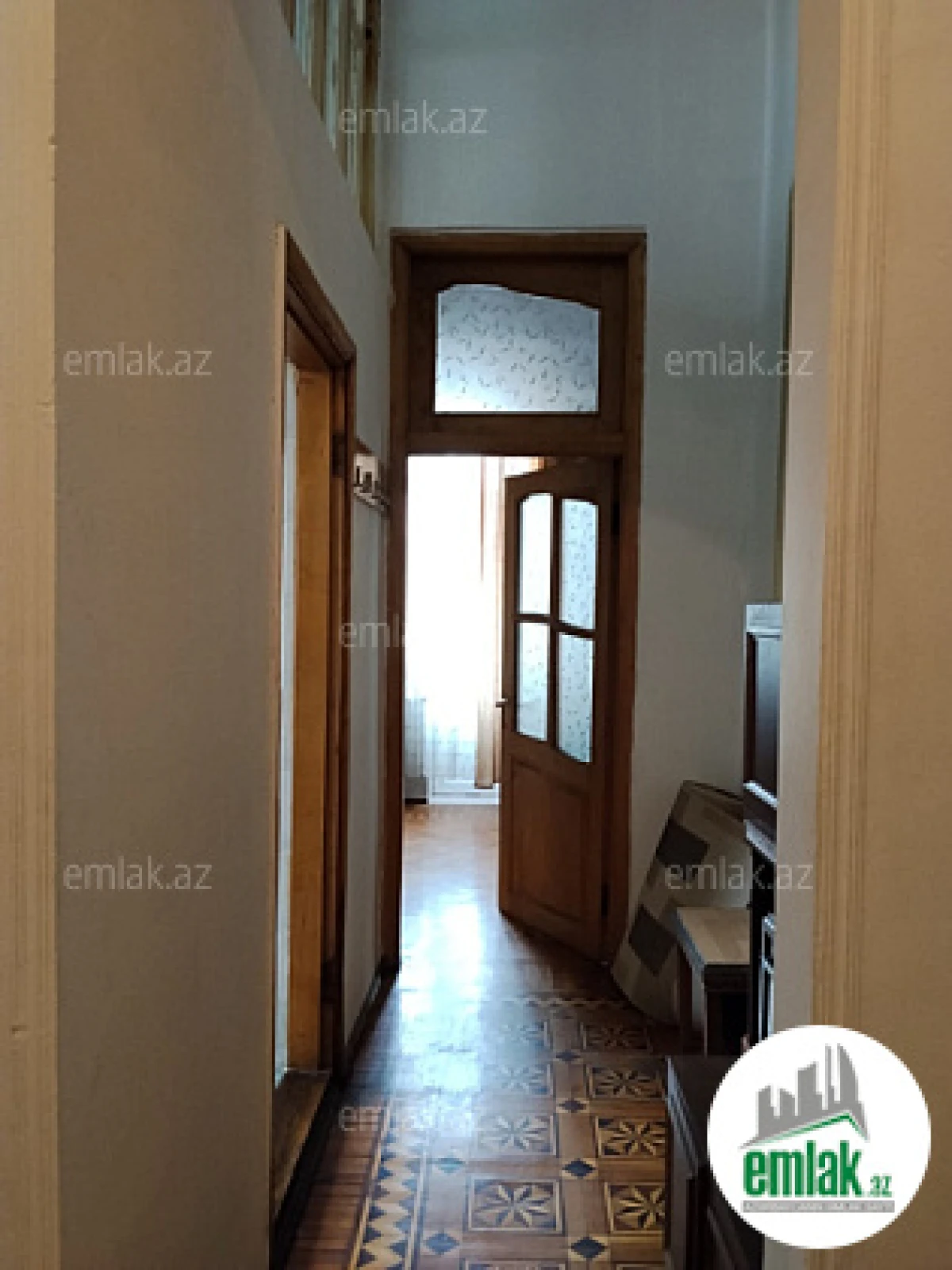Satılır 3 otaqlı köhnə tikili 75 m²