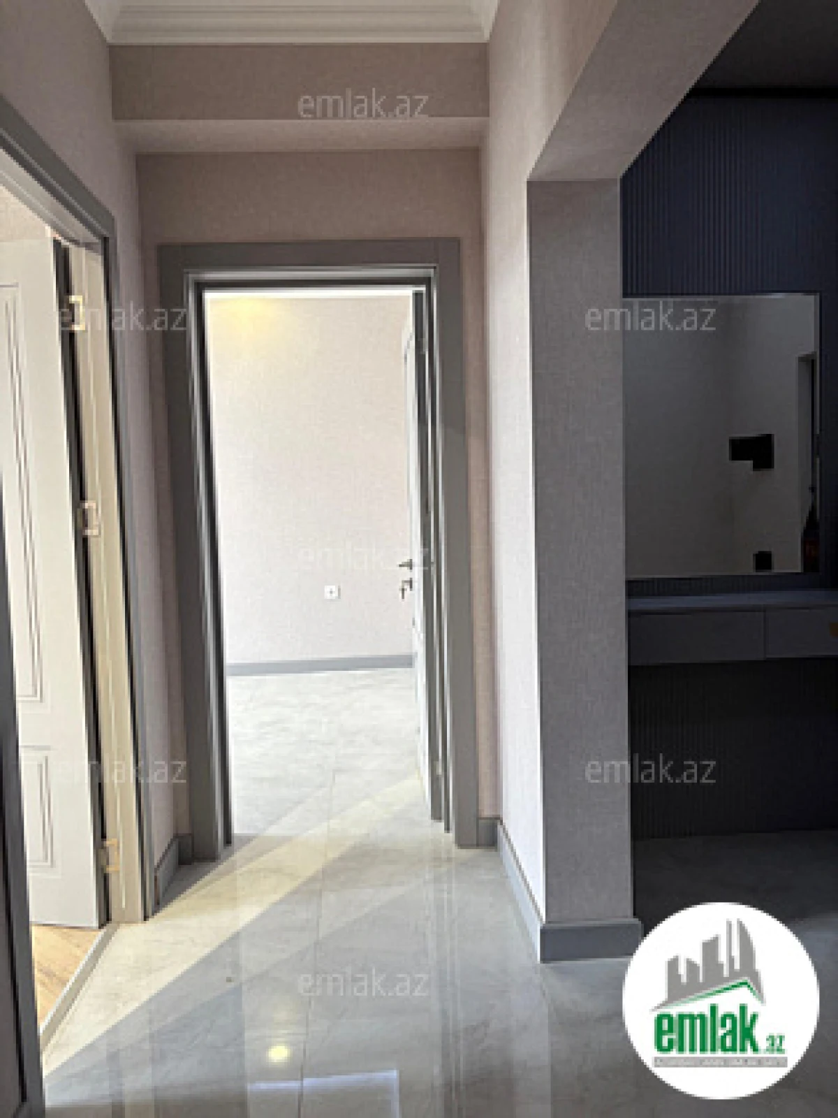 Satılır 2 otaqlı yeni tikili 82.5 m²