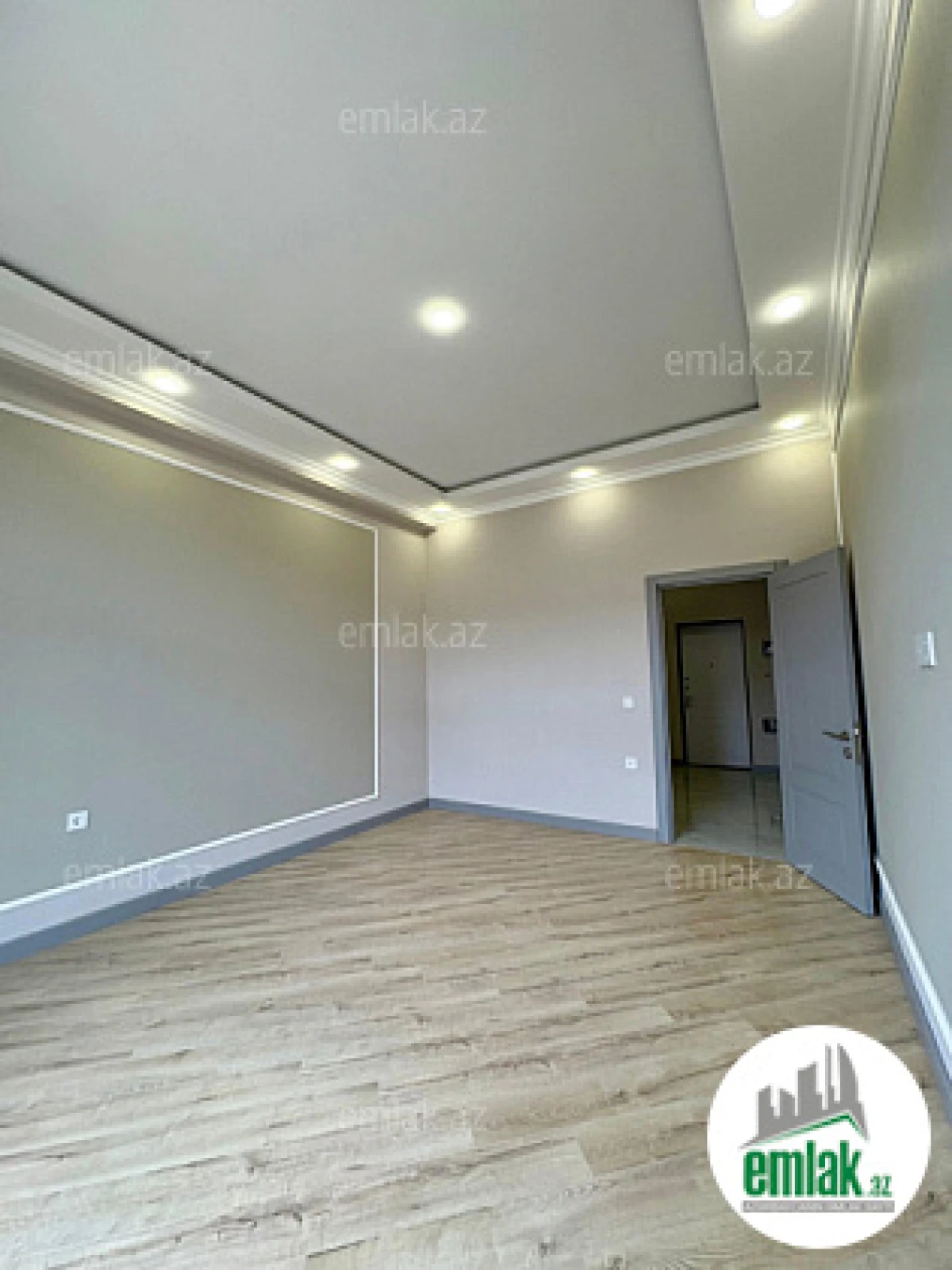 Satılır 2 otaqlı yeni tikili 82.5 m²