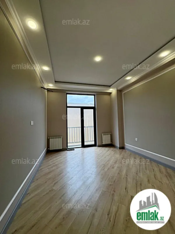 Satılır 2 otaqlı yeni tikili 82.5 m²
