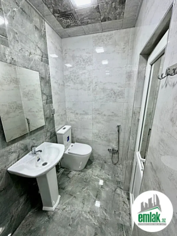 Satılır 4 otaqlı yeni tikili 110 m²