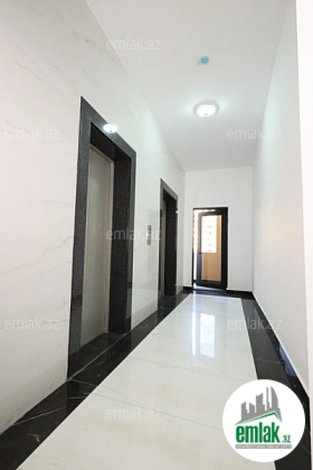 Satılır 2 otaqlı yeni tikili 174 m²