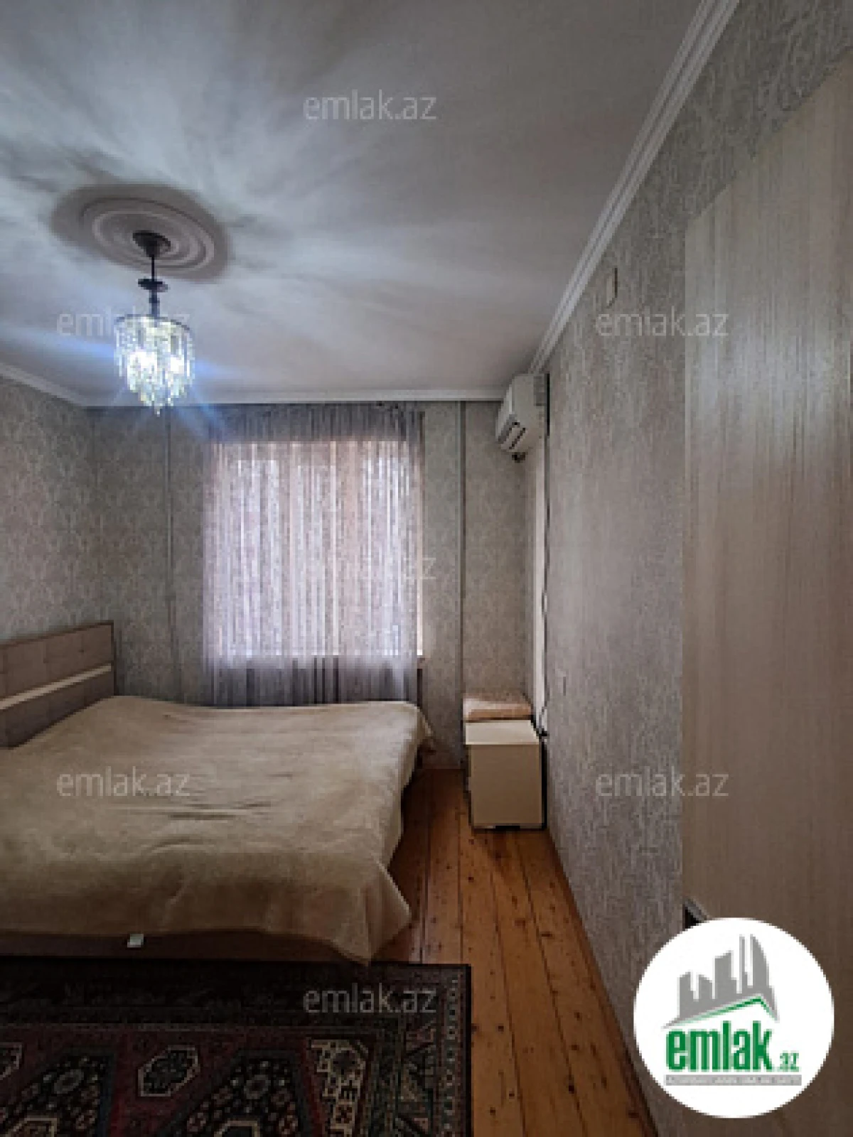 Satılır 2 otaqlı köhnə tikili 60 m²