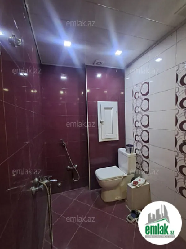 Satılır 2 otaqlı köhnə tikili 60 m²