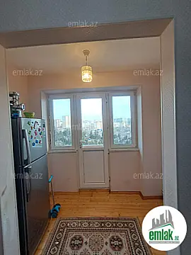 Satılır 2 otaqlı köhnə tikili 60 m²