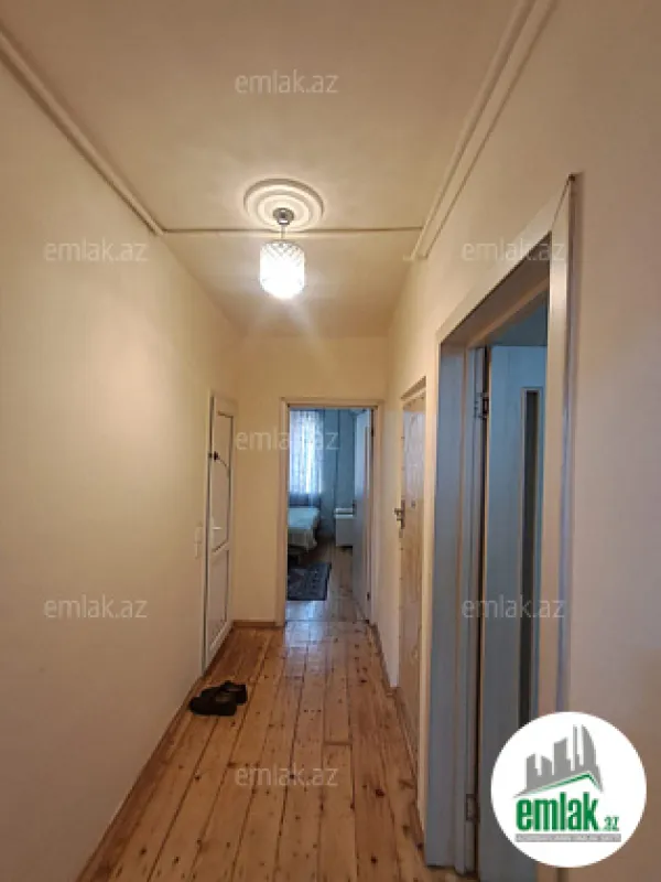 Satılır 2 otaqlı köhnə tikili 60 m²