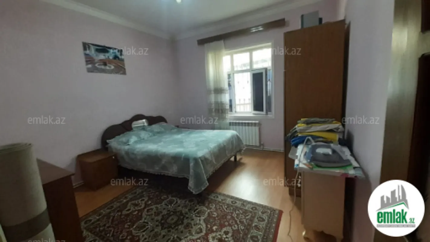 Satılır 7 otaqlı həyət evi 130 m²