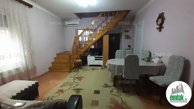 Satılır 7 otaqlı həyət evi 130 m²