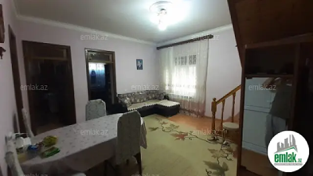 Satılır 7 otaqlı həyət evi 130 m²