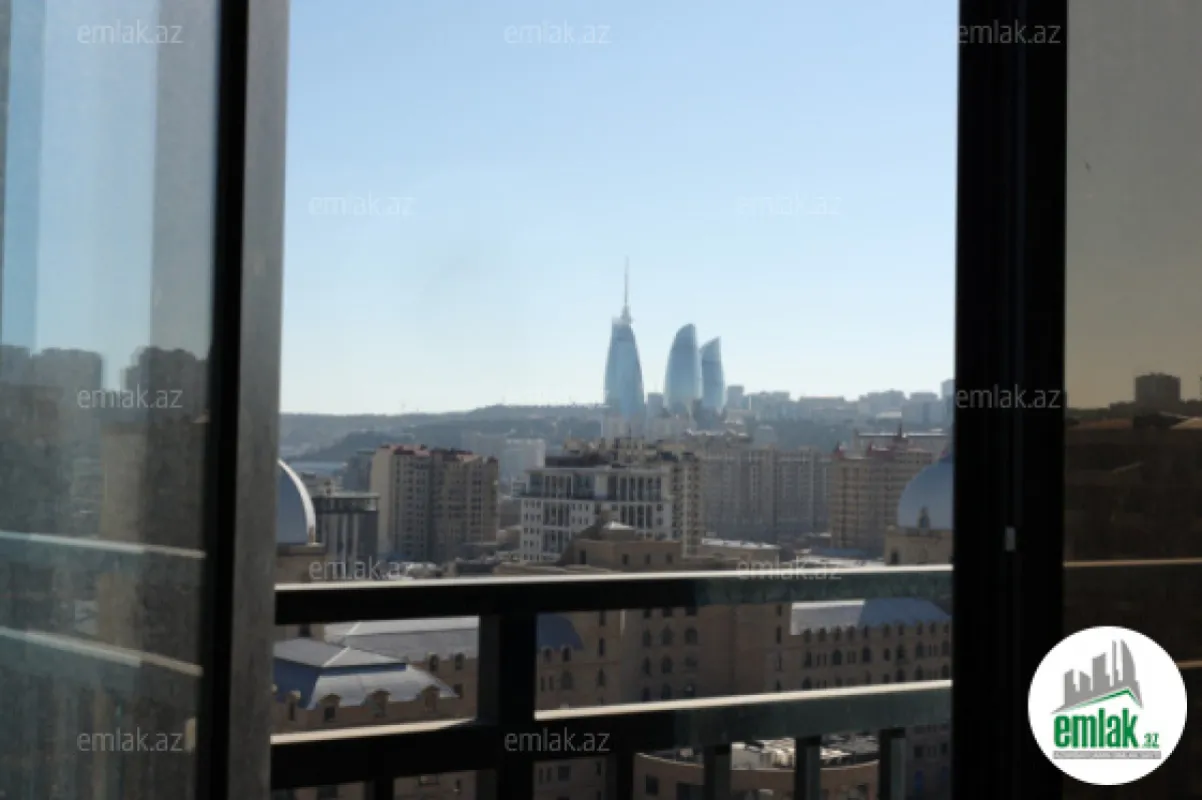 Satılır 4 otaqlı yeni tikili 157.5 m²