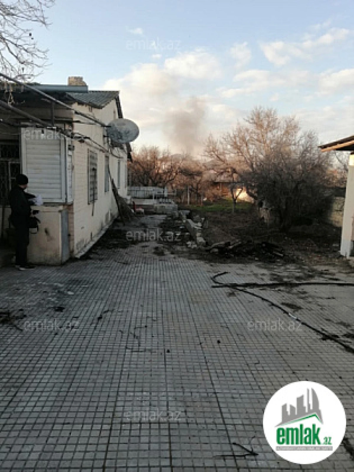 Satılır 5 otaqlı mənzil 180 m²