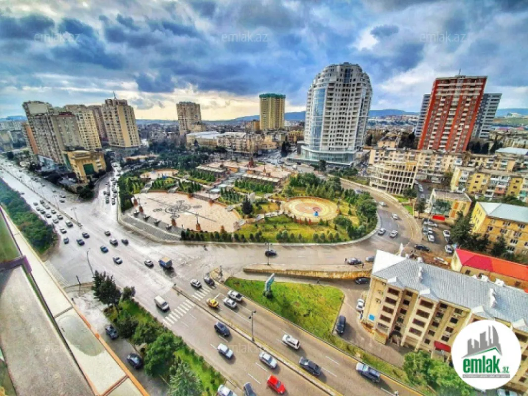 Satılır 2 otaqlı köhnə tikili 40 m²