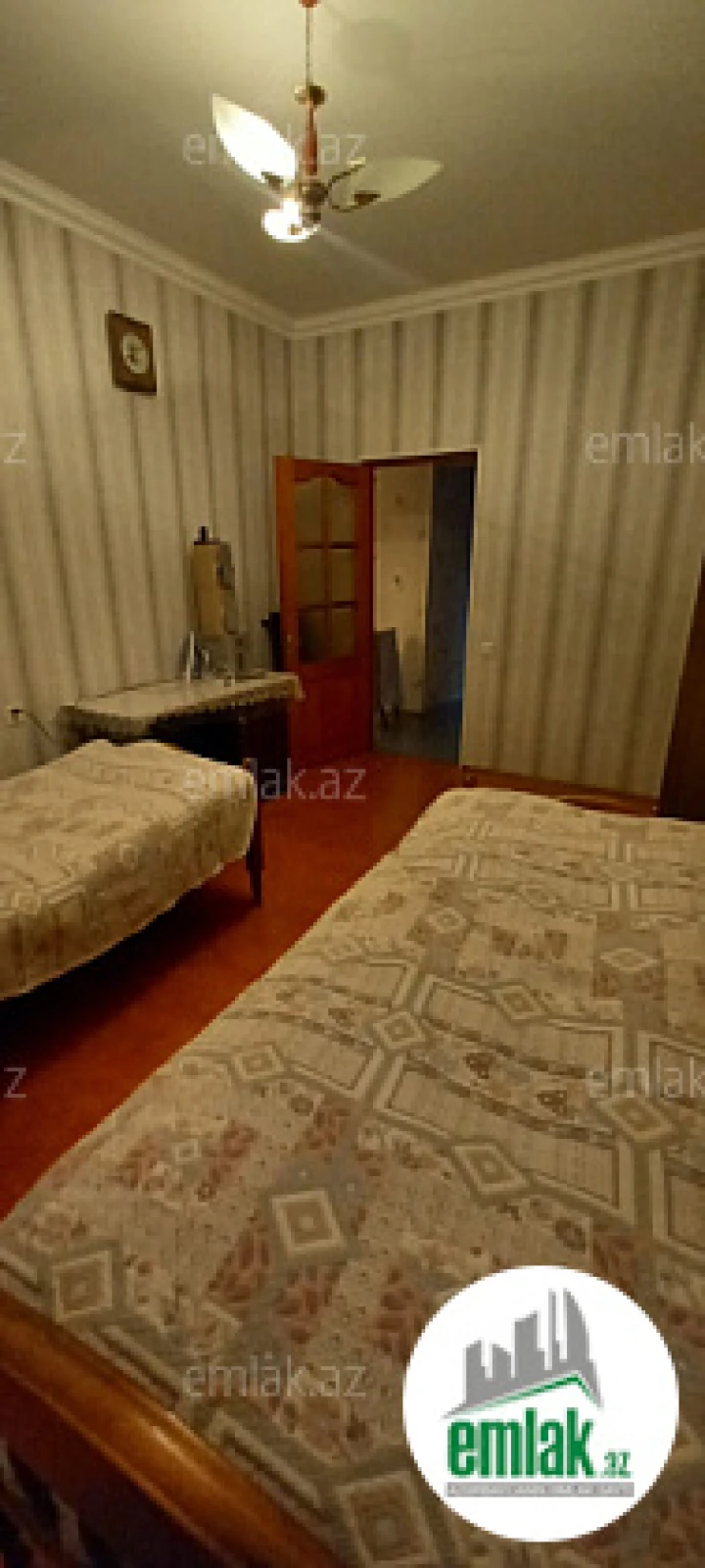 Satılır 3 otaqlı köhnə tikili 80 m²