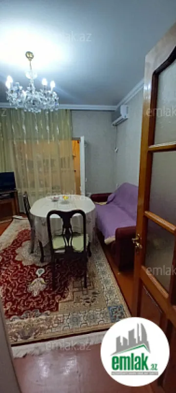 Satılır 3 otaqlı köhnə tikili 80 m²