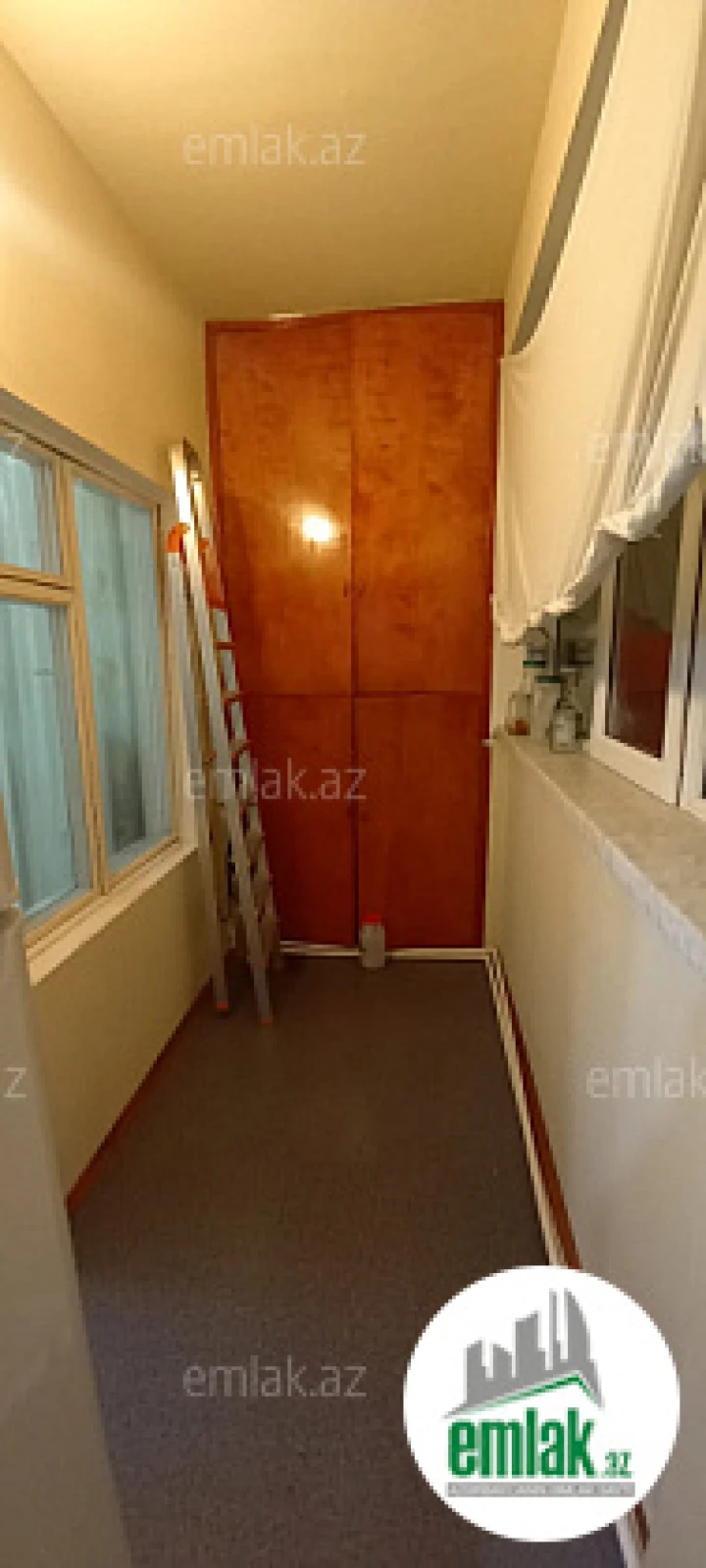 Satılır 3 otaqlı köhnə tikili 80 m²