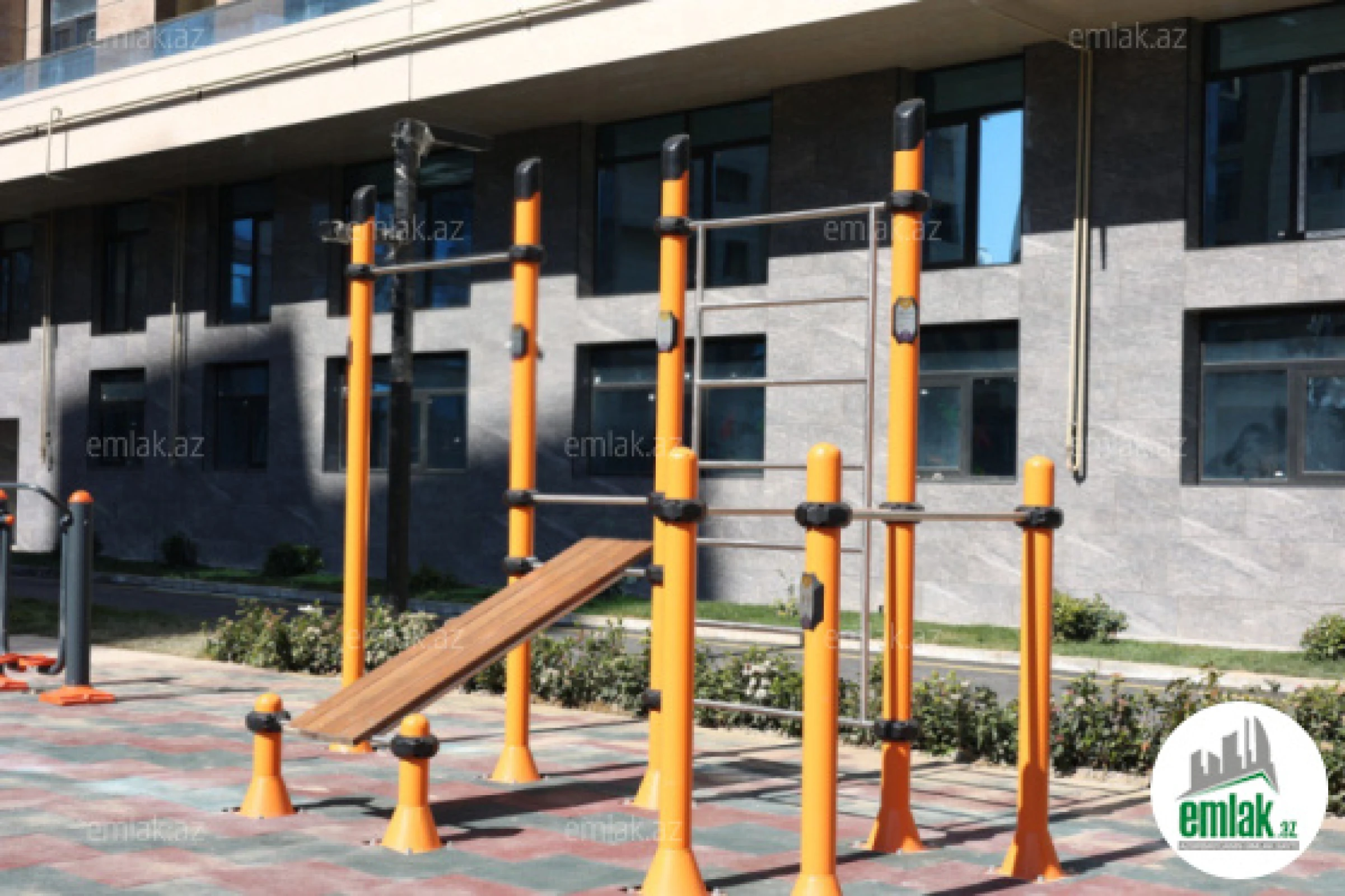 Satılır 5 otaqlı yeni tikili 267.5 m²