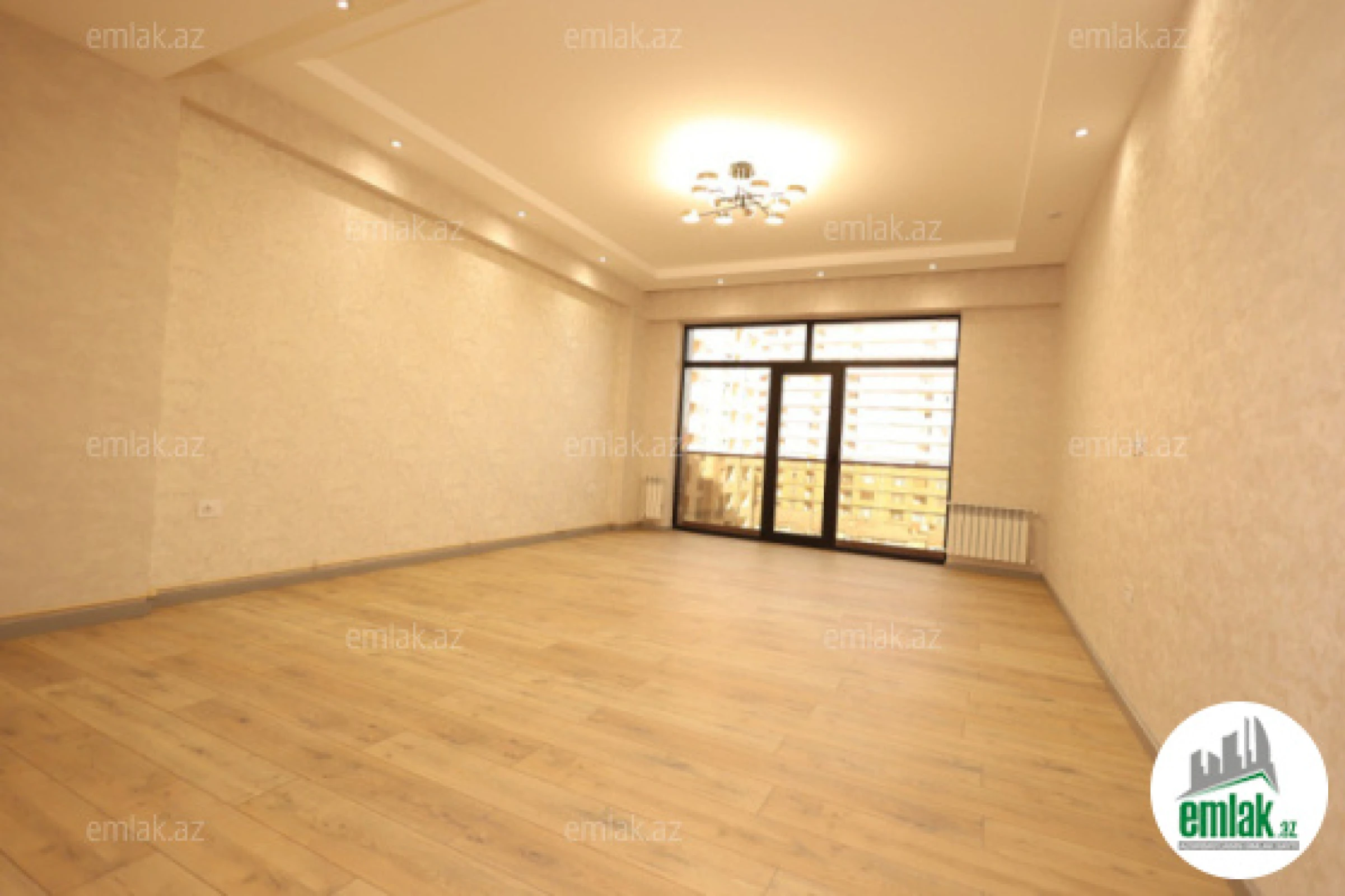 Satılır 5 otaqlı yeni tikili 267.5 m²