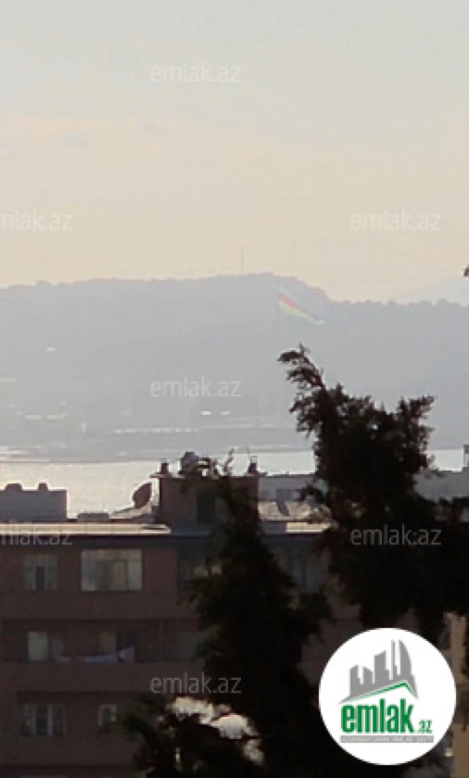 Satılır 3 otaqlı köhnə tikili 80 m²