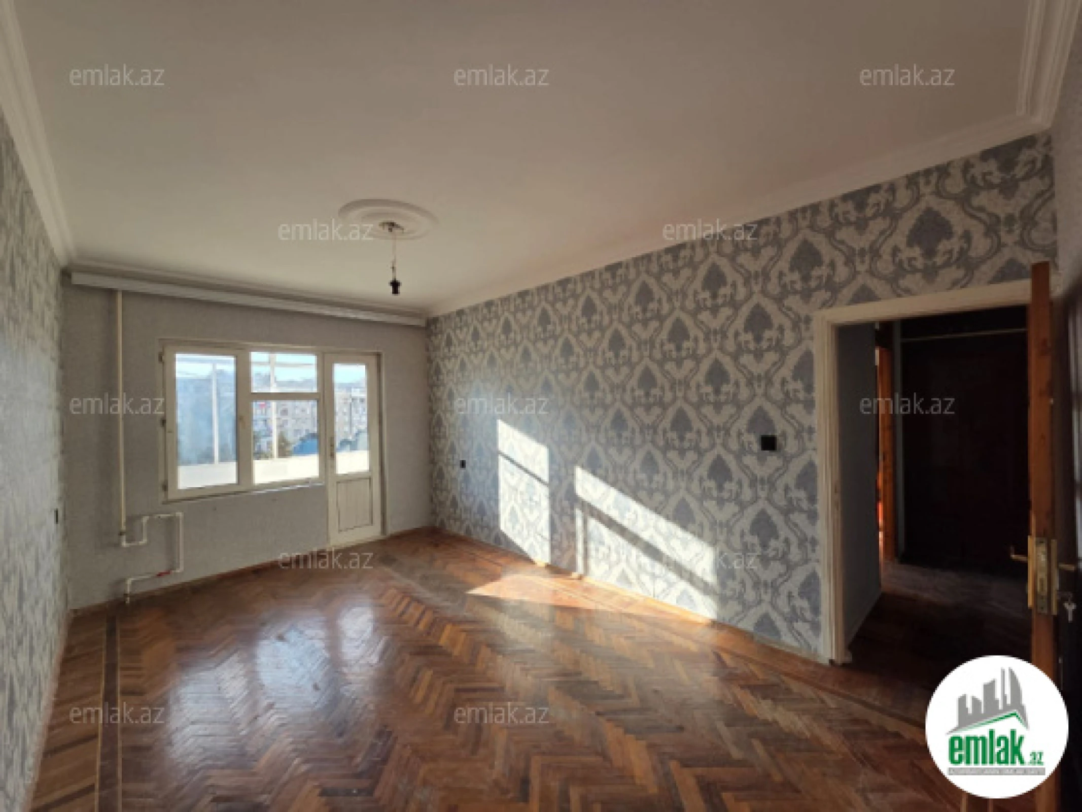 Satılır 3 otaqlı köhnə tikili 80 m²