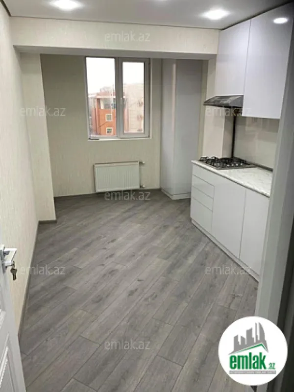 Satılır 2 otaqlı köhnə tikili 75 m²