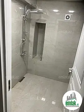 Satılır 2 otaqlı köhnə tikili 75 m²