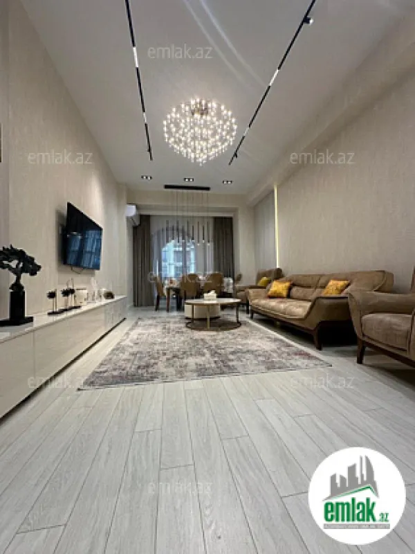 Satılır 3 otaqlı yeni tikili 110 m²