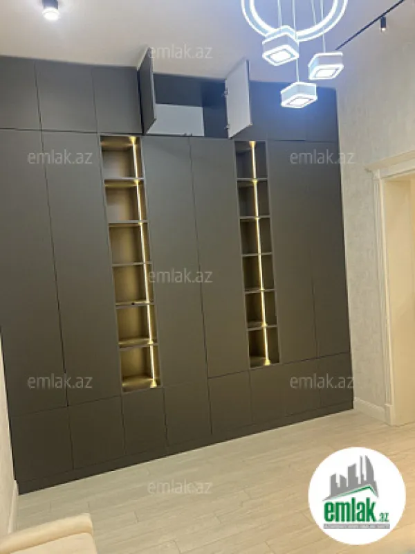 Satılır 3 otaqlı yeni tikili 110 m²