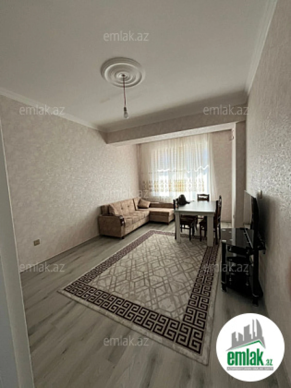 Satılır 2 otaqlı yeni tikili 70 m²