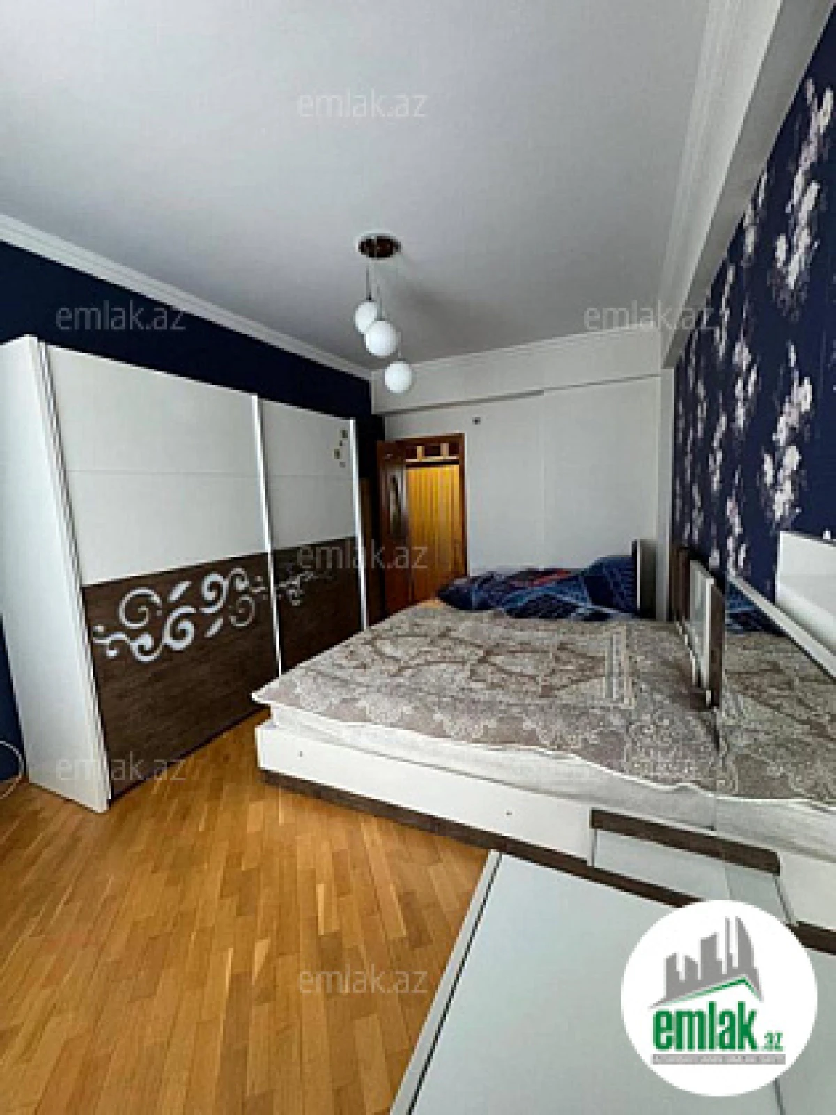 Satılır 4 otaqlı yeni tikili 120 m²