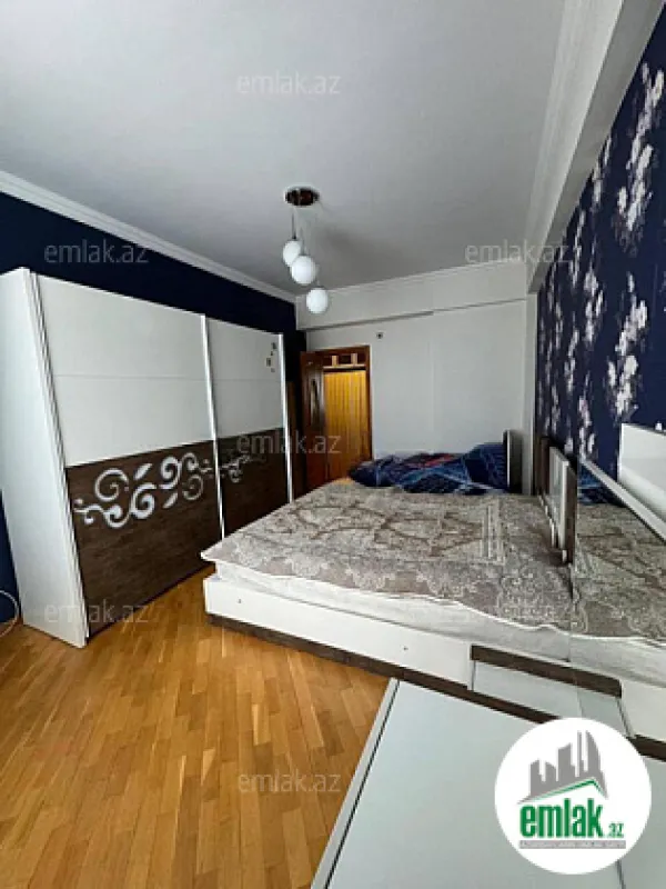 Satılır 4 otaqlı yeni tikili 120 m²