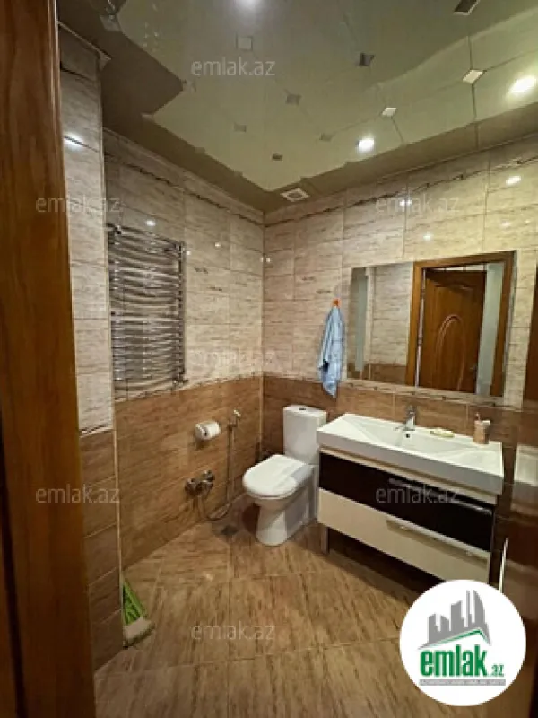 Satılır 4 otaqlı yeni tikili 120 m²