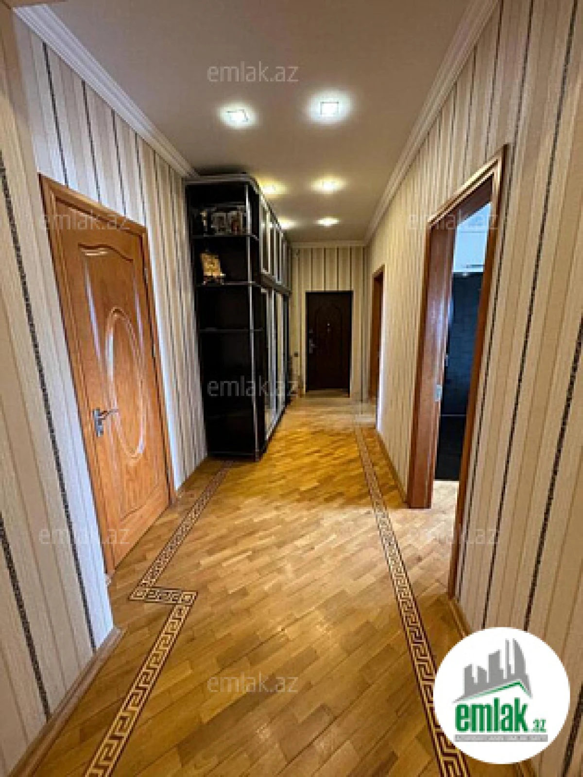 Satılır 4 otaqlı yeni tikili 120 m²